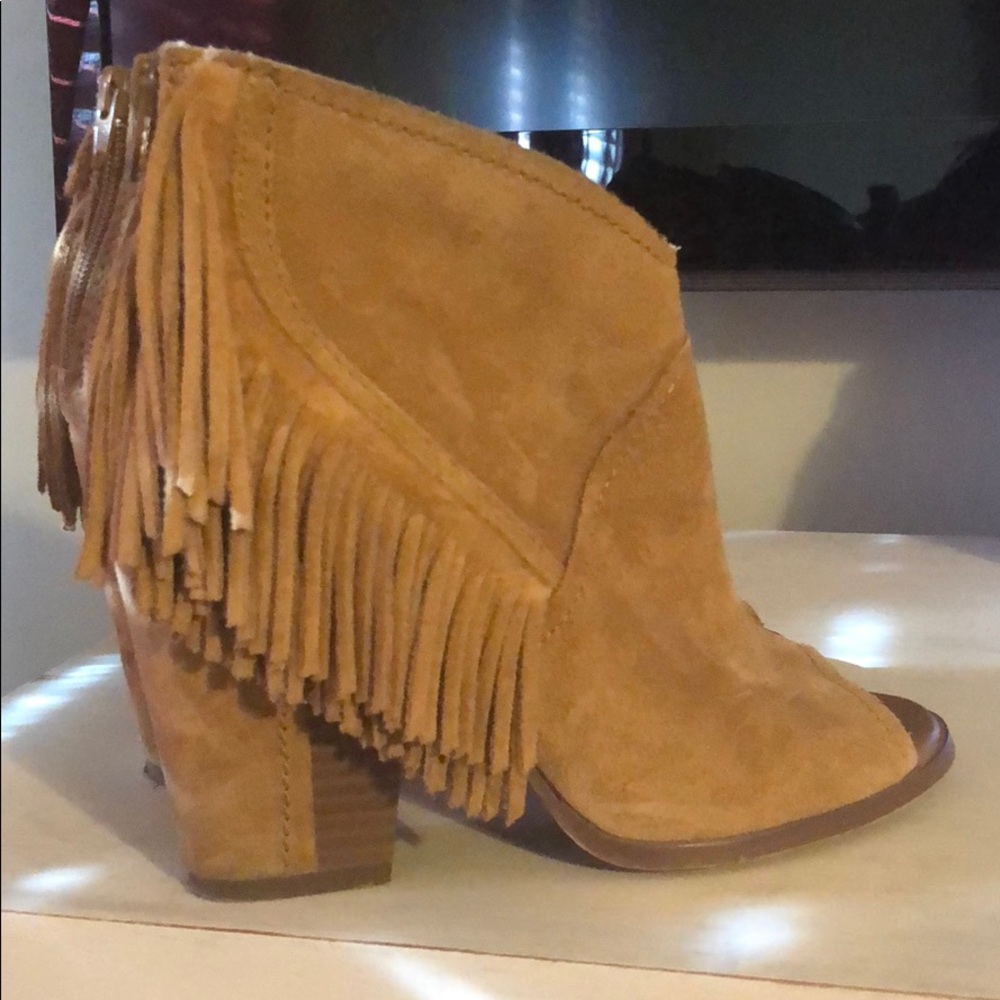 Gianni Bini suede fringe bootie